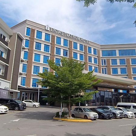 Lintas Platinum Hotel Kota Kinabalu Exteriör bild