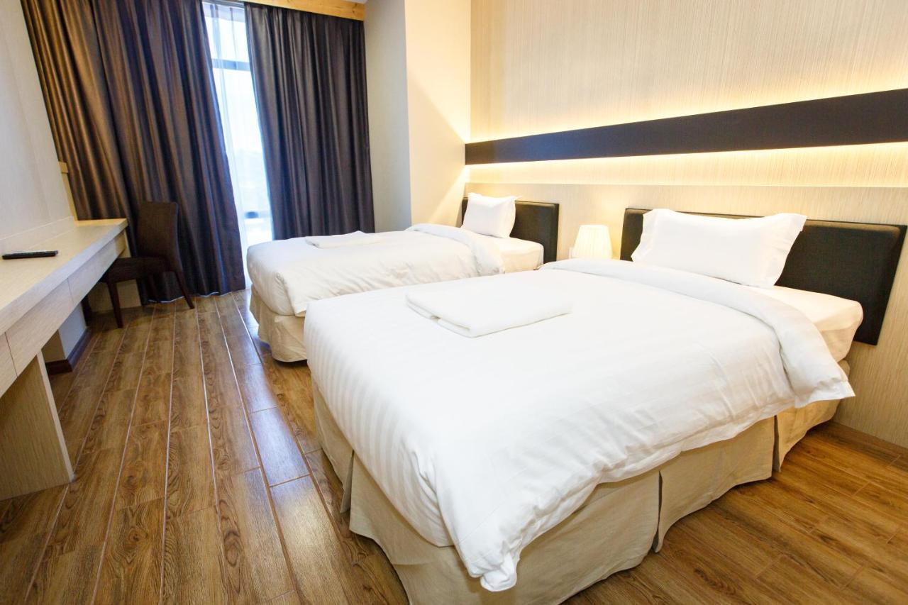 Lintas Platinum Hotel Kota Kinabalu Exteriör bild