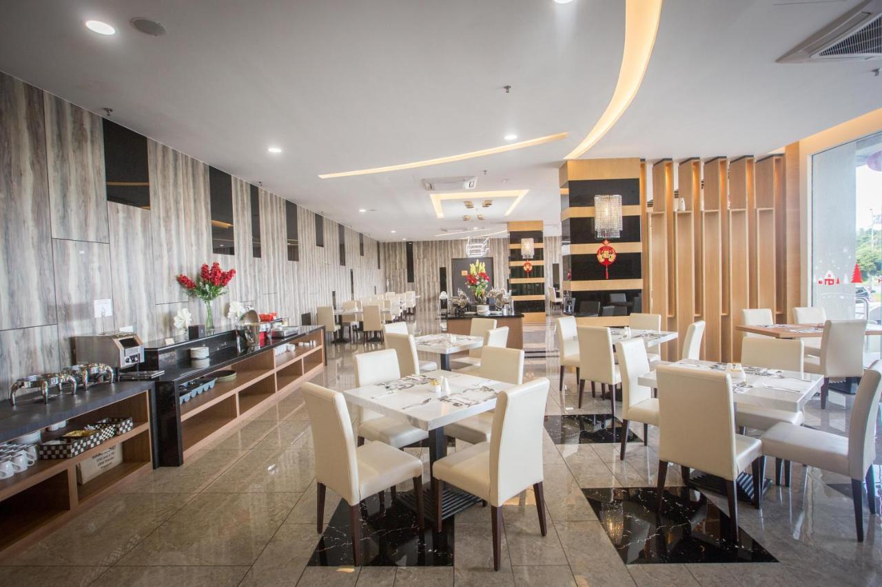 Lintas Platinum Hotel Kota Kinabalu Exteriör bild
